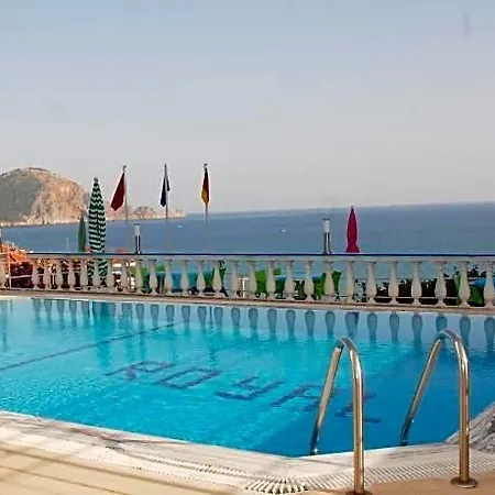Royal Hotel
