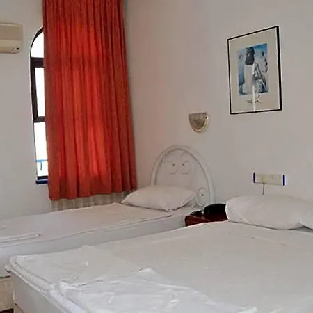 Hotel Royal 3*